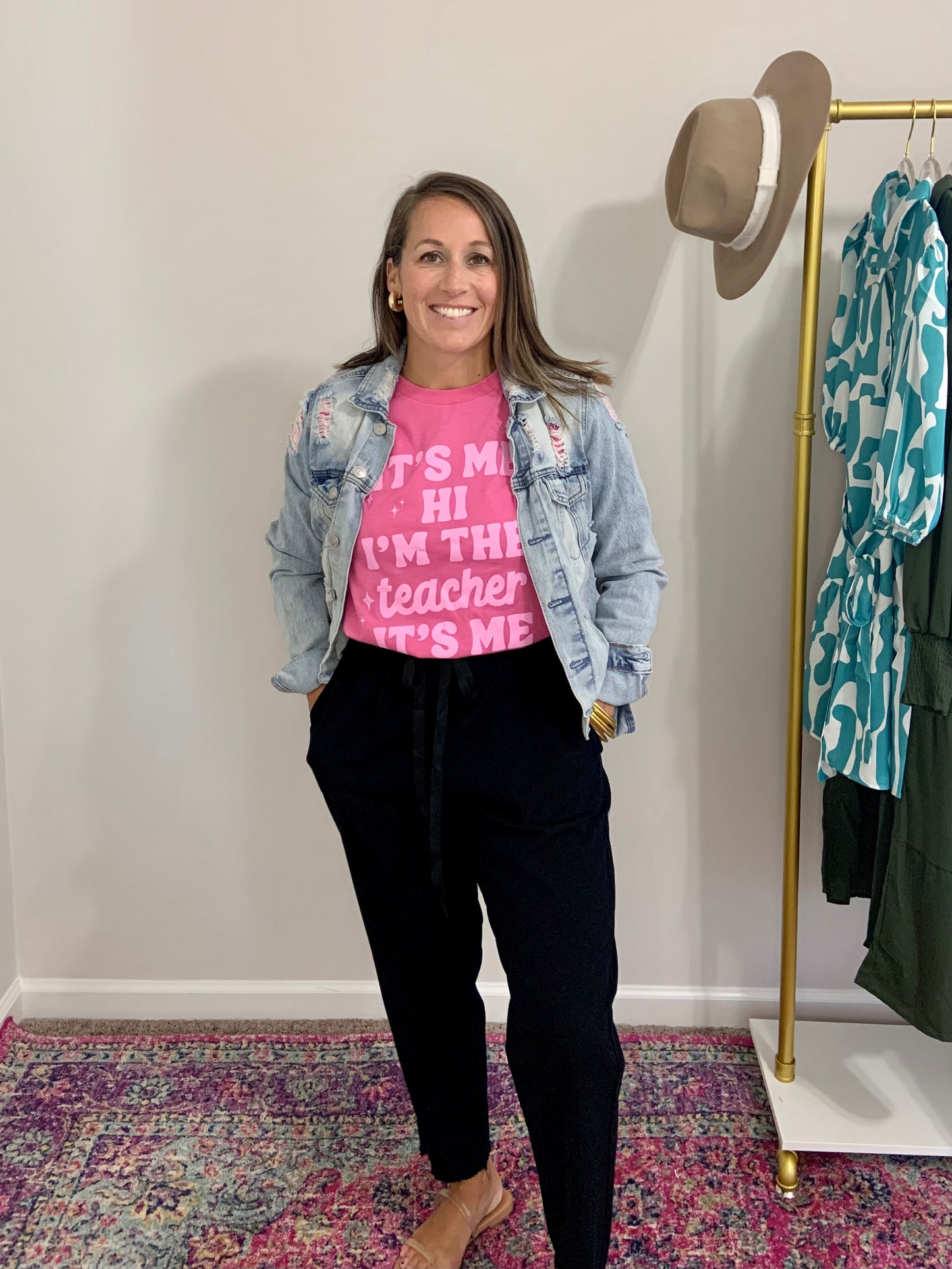 It's Me Hi I'm the Teacher It's Me Shirt, Funny Teacher Tee